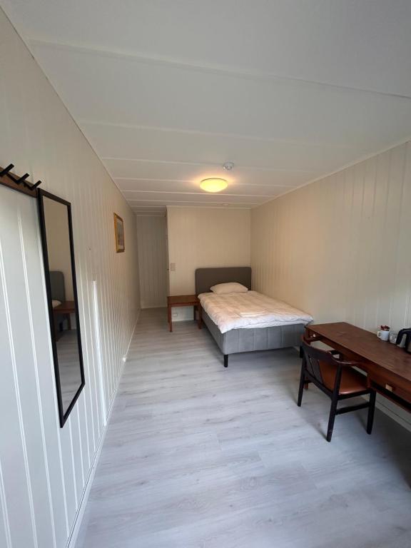 Enkelrom hos Halden Motell